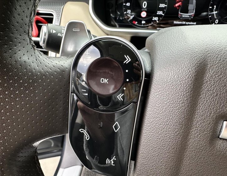 Land Rover Range Rover SUV 4,4 l 250 kw