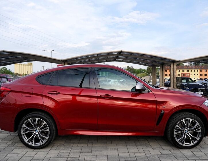 BMW X6 SUV / Terénní 3,0 l 280 kw