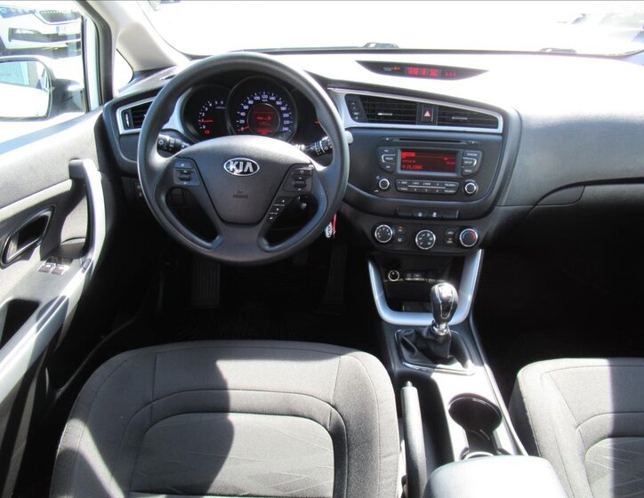 KIA Ceed Hatchback 1,4 l 66 kw