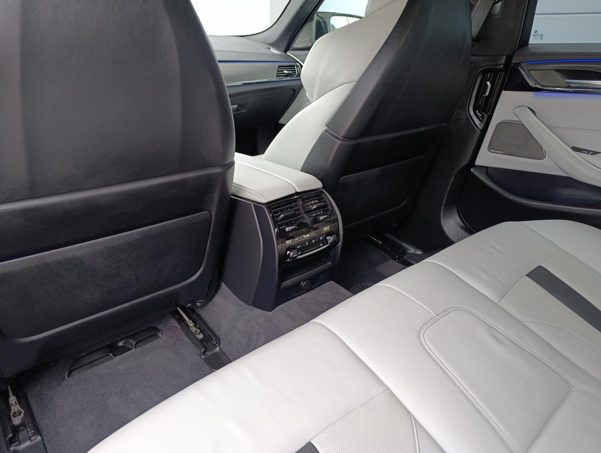 BMW M5 Sedan 4,4 l 460 kw