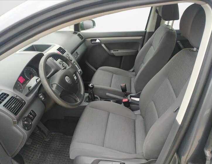 Volkswagen Touran Kombi 1,9 l 77 kw