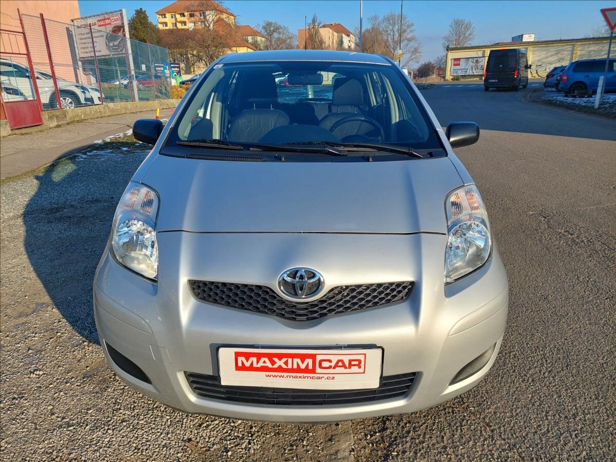 Toyota Yaris Hatchback 998,0 50 kw