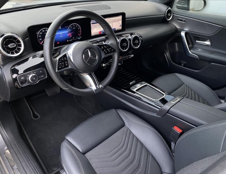 Mercedes-Benz Třídy A 9