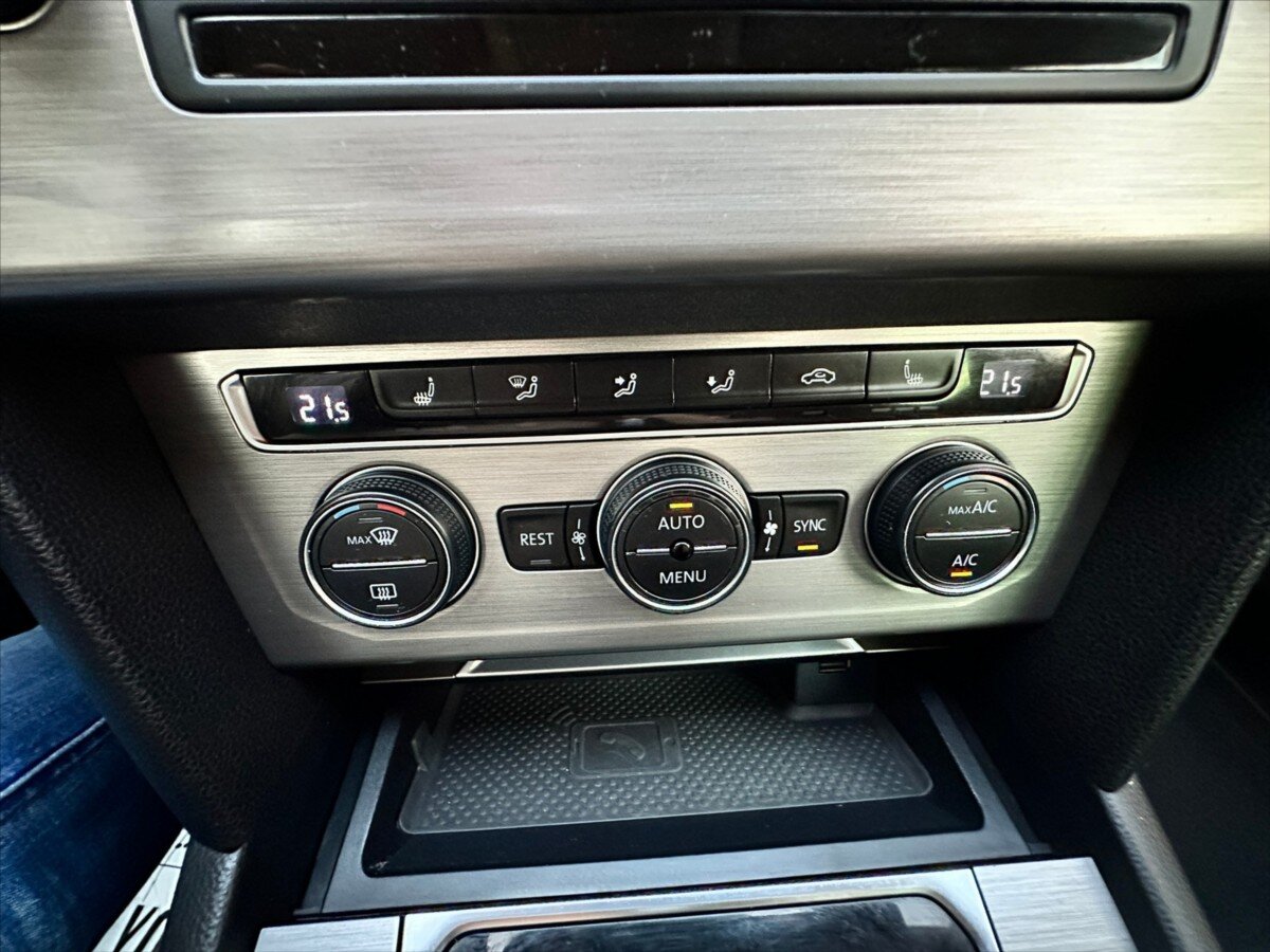 Volkswagen Passat Kombi 2,0 l 110 kw