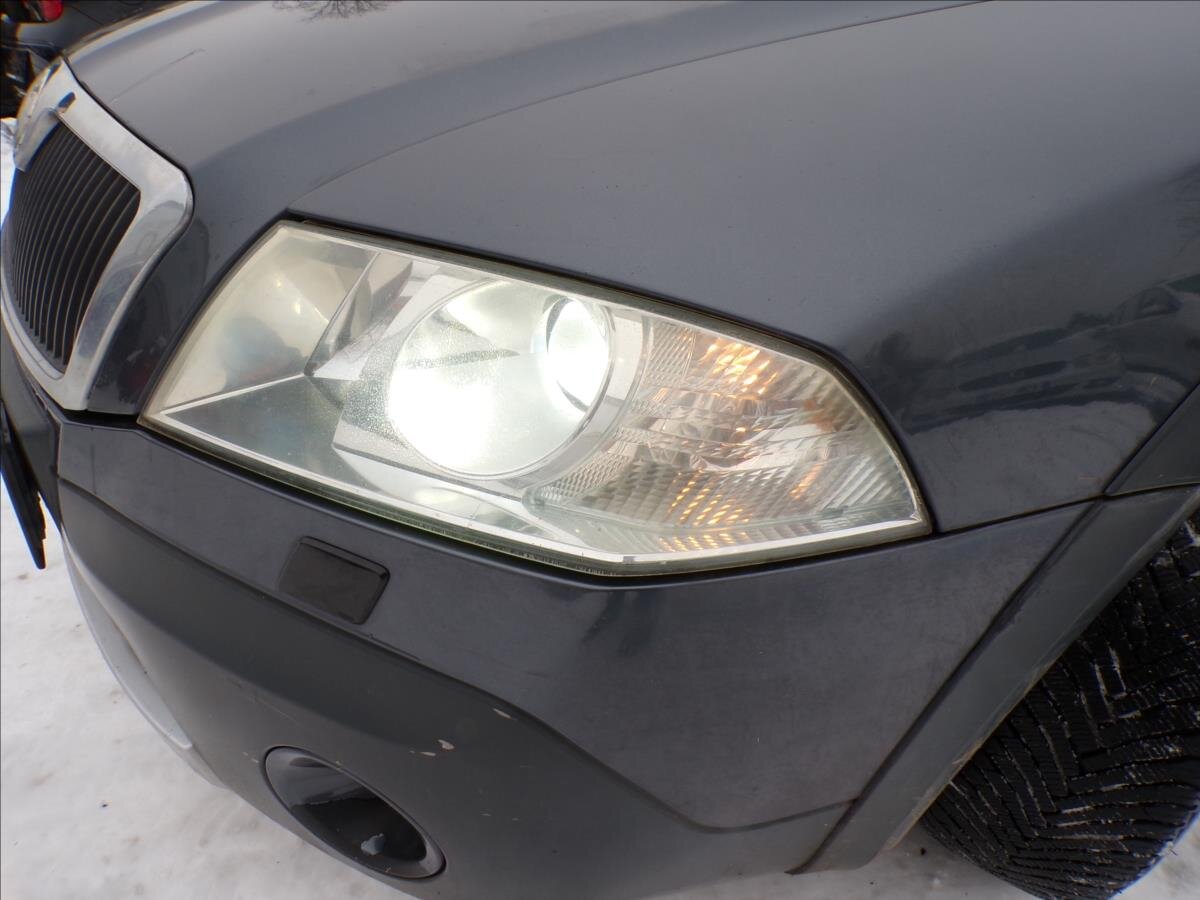 Škoda Octavia Kombi 2,0 l 103 kw