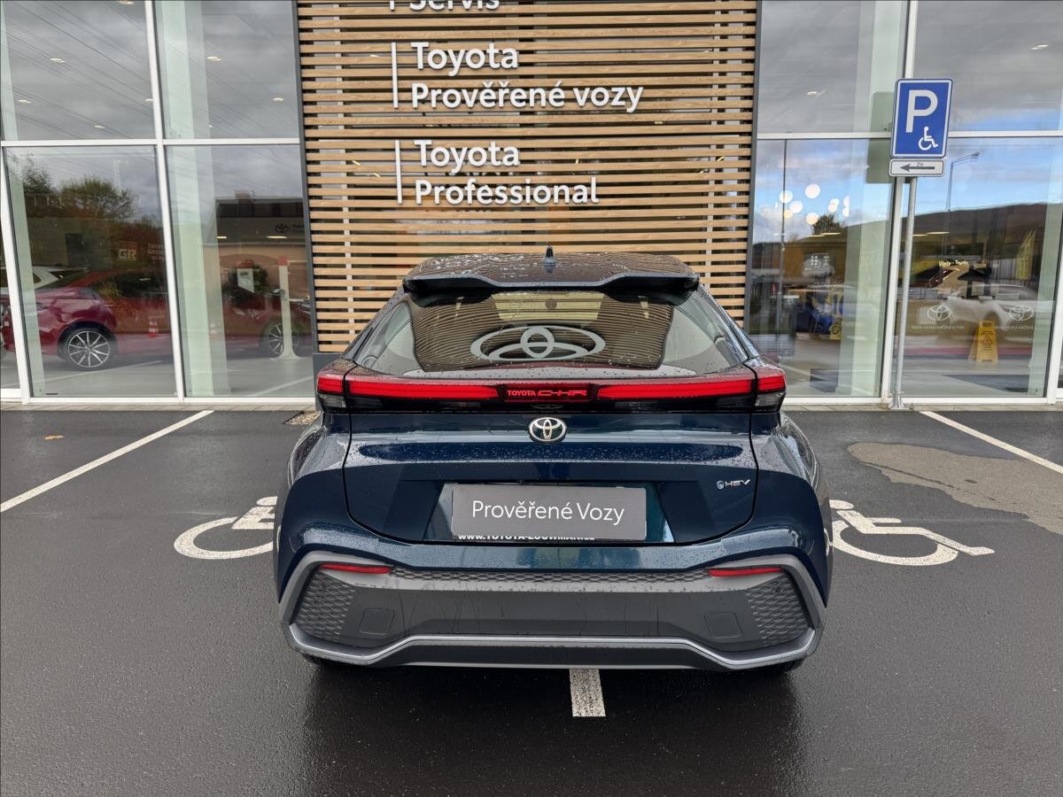 Toyota C-HR Hatchback 1,8 l 72 kw