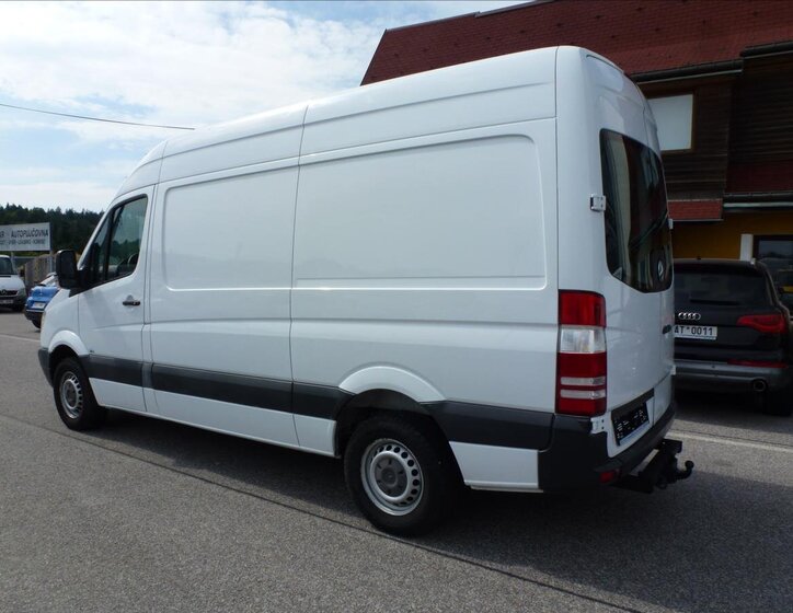 Mercedes-Benz Sprinter 12