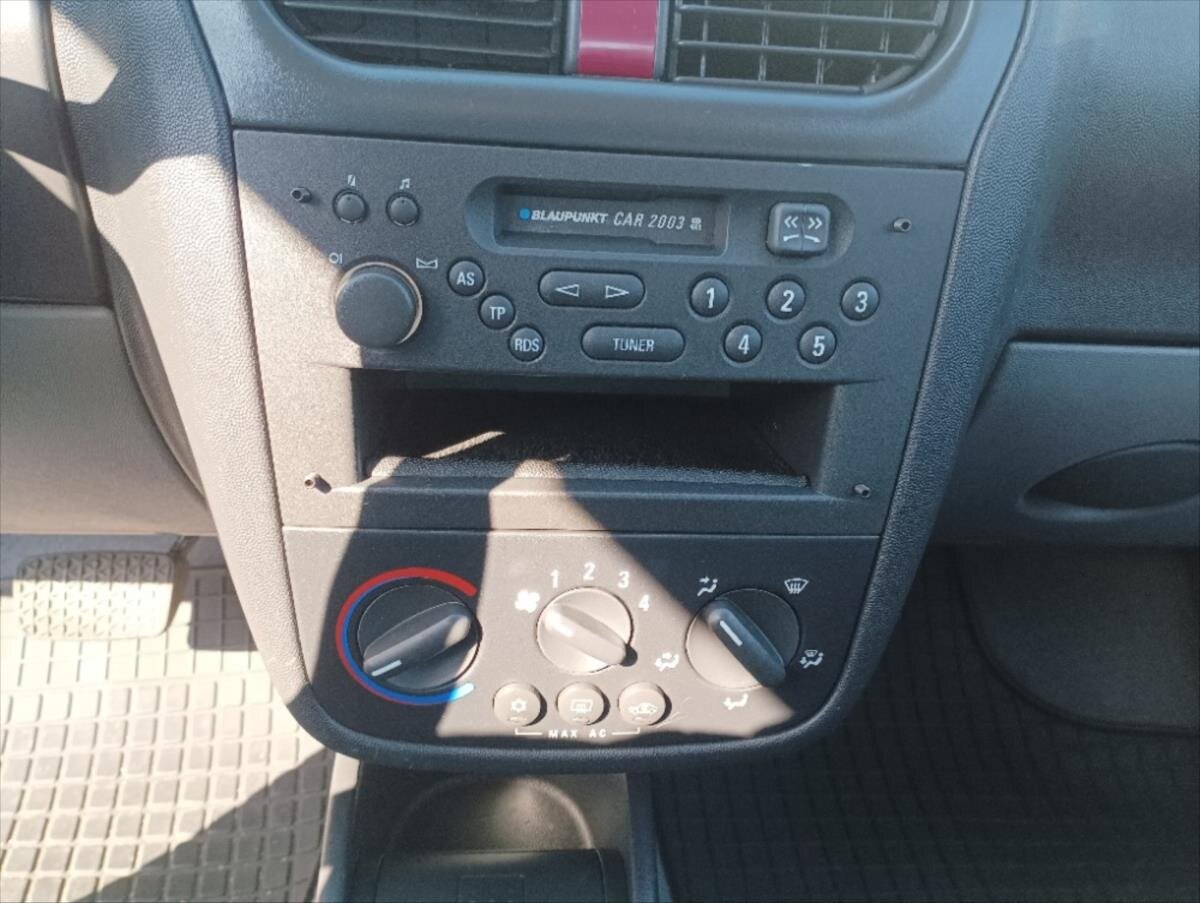 Opel Corsa Hatchback 0,0 55 kw