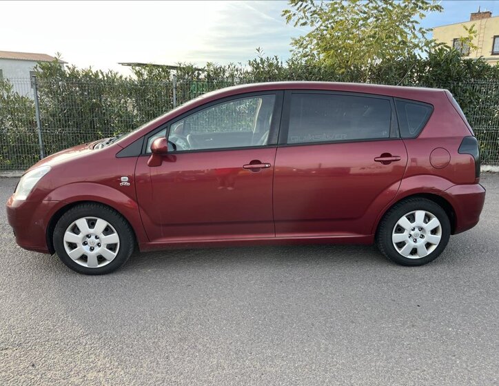 Toyota Corolla Verso 4