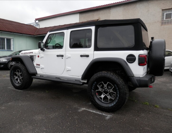 Jeep Wrangler 6