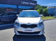 KIA Carens 2