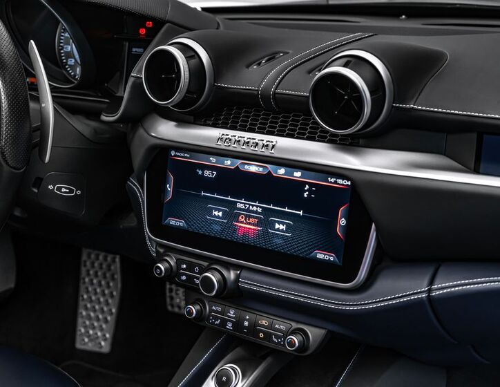 Ferrari Portofino 24