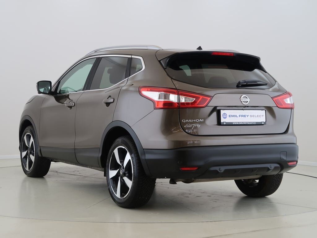 Nissan Qashqai SUV / Terénní 1,5 l 81 kw