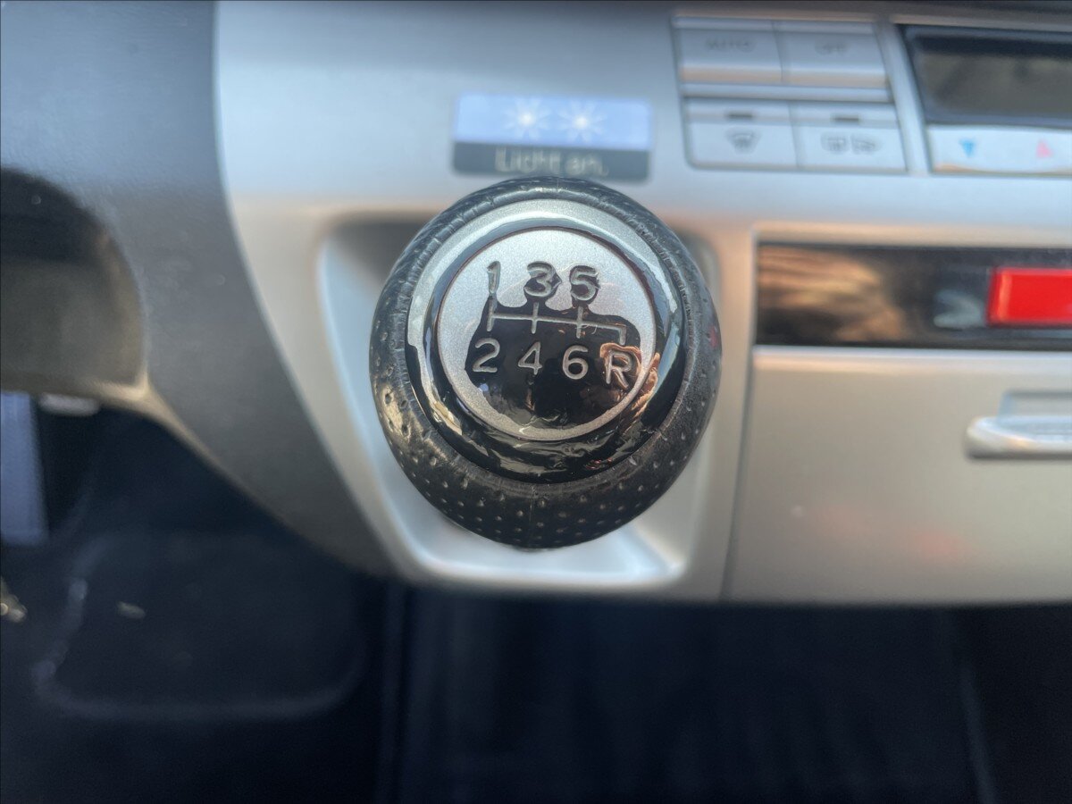 Honda FR-V Kombi 2,0 l 110 kw