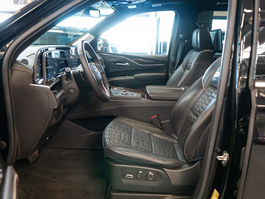 Cadillac Escalade SUV / Terénní 6,2 l 313 kw