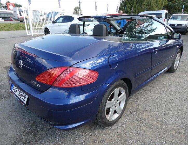 Peugeot 307 Kupé 2,0 l 100 kw