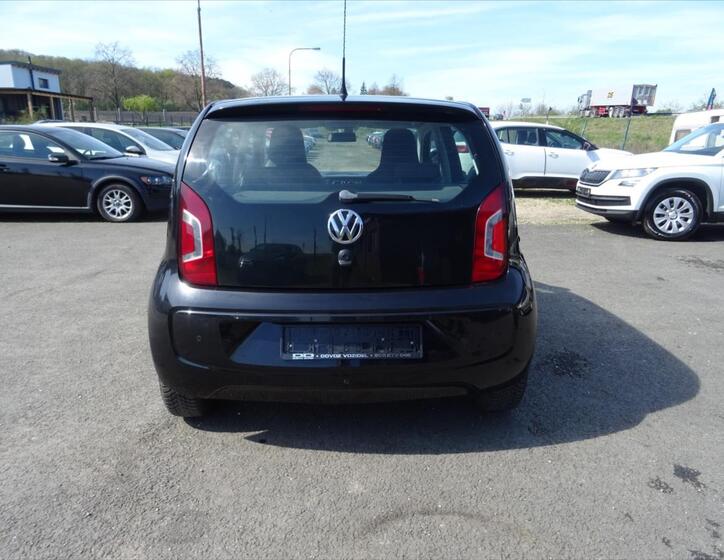 Volkswagen up! 5