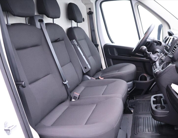 Toyota Proace Max Skříň 2,2 l 88 kw