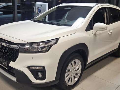 Suzuki S-Cross SUV 1,4 l 81 kw