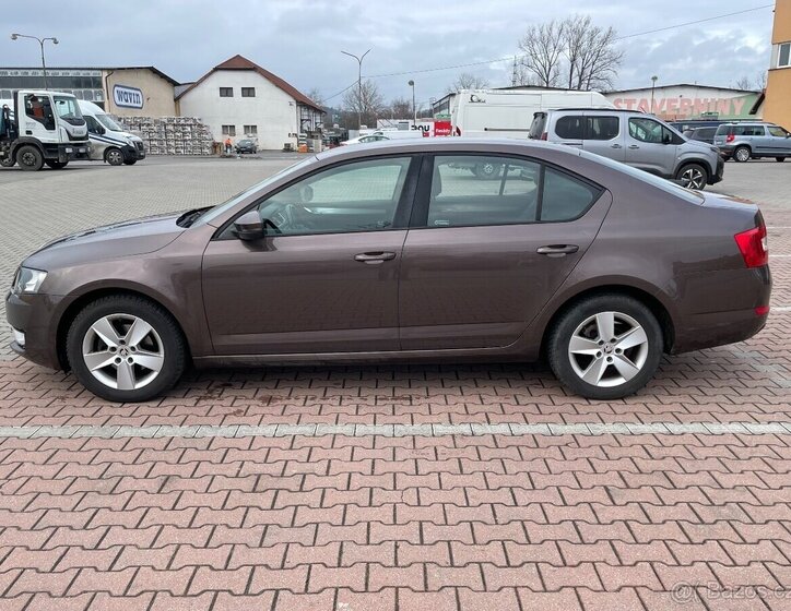 Škoda Octavia Sedan 0,0 77 kw