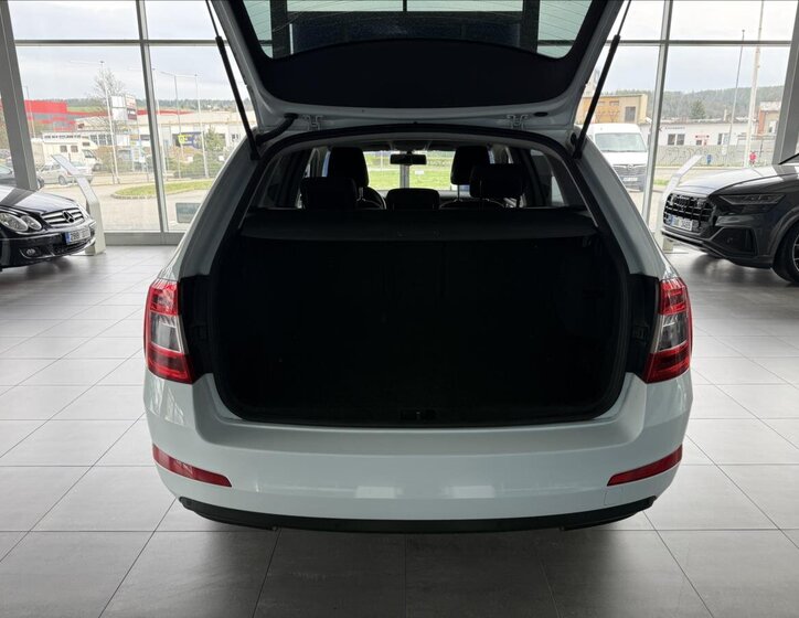 Škoda Octavia Kombi 2,0 l 110 kw