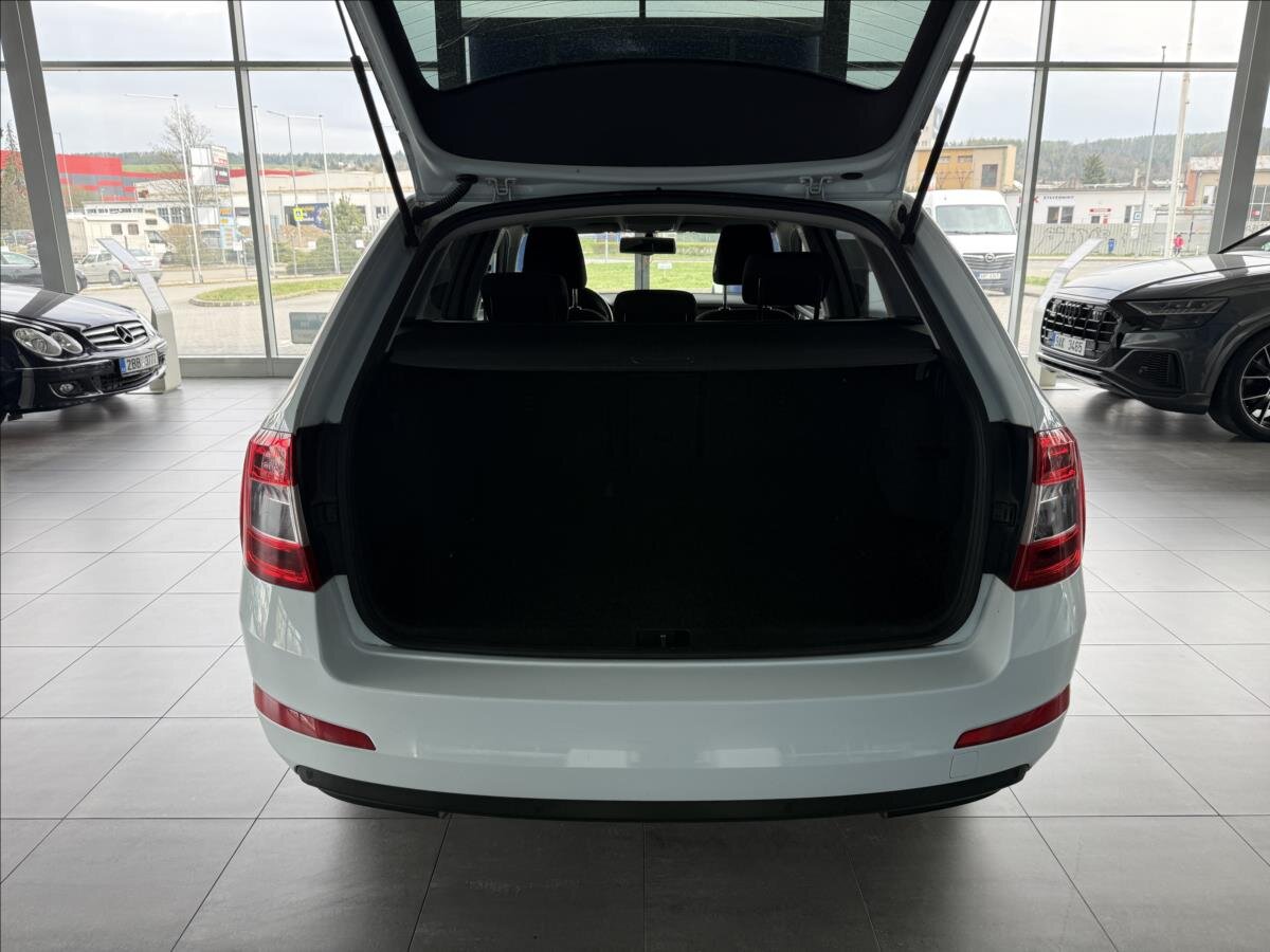 Škoda Octavia Kombi 2,0 l 110 kw