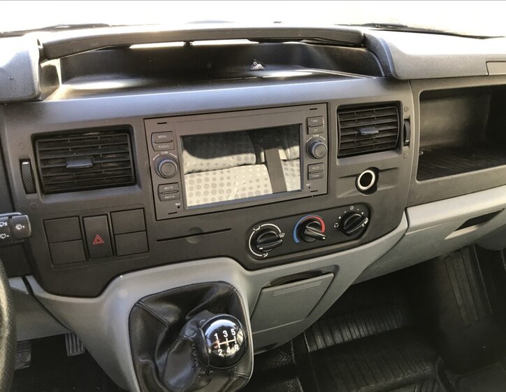 Ford Transit Skříň 2,2 l 63 kw