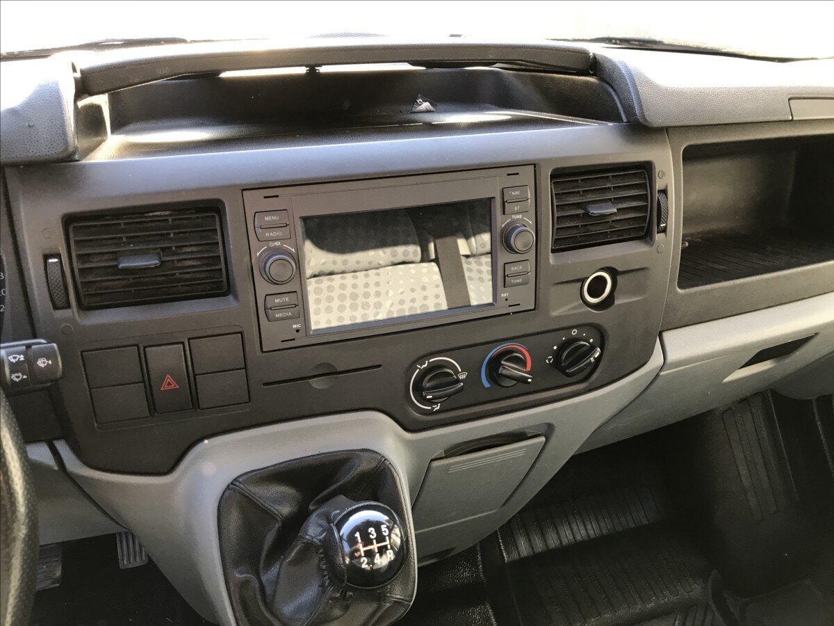 Ford Transit Skříň 2,2 l 63 kw