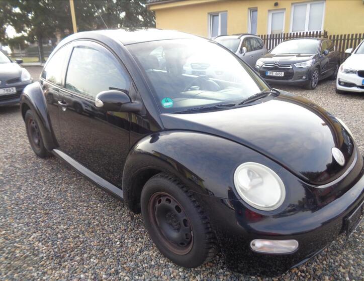 Volkswagen New Beetle 1