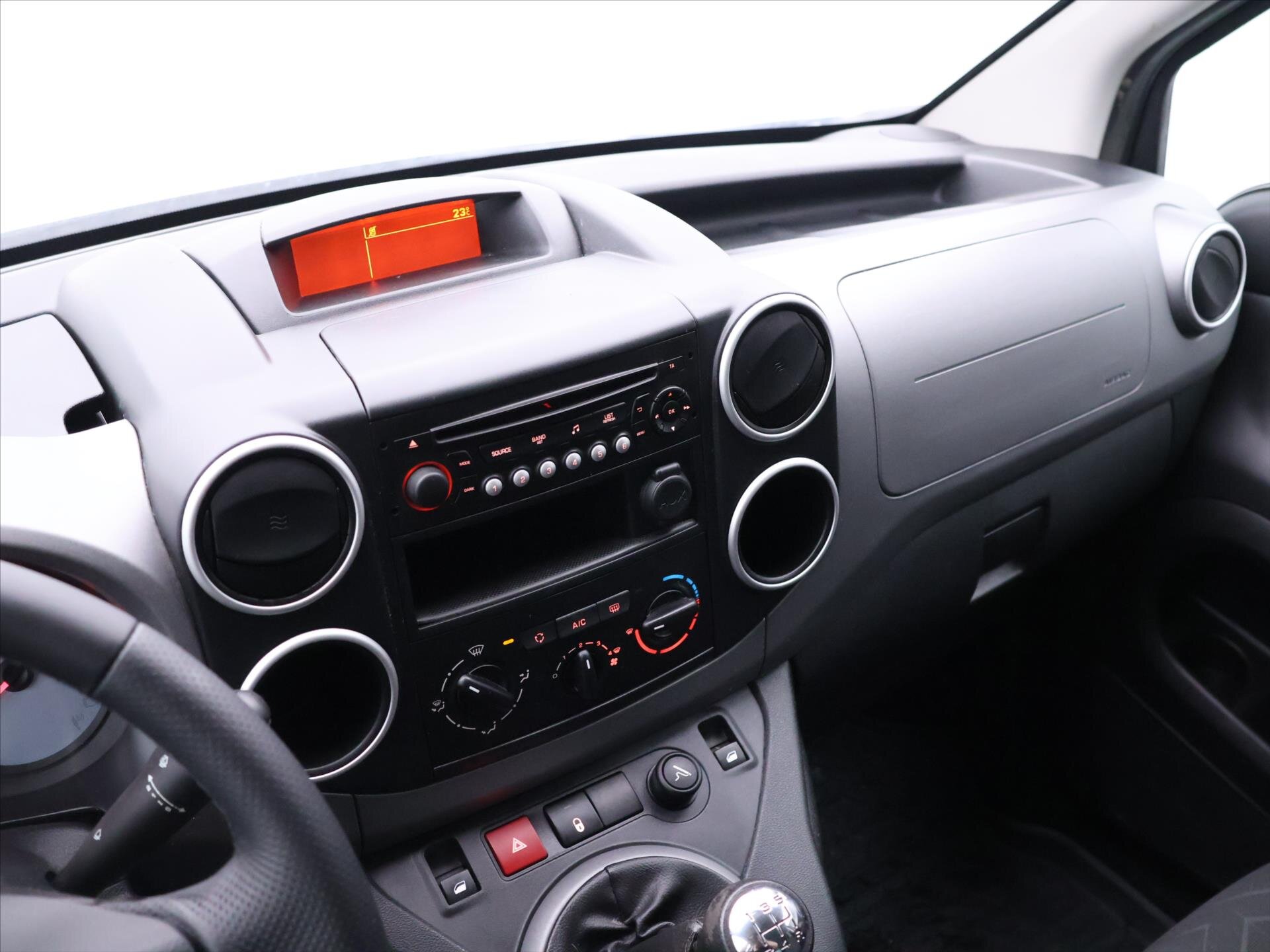 Peugeot Partner Kombi 1,6 l 88 kw