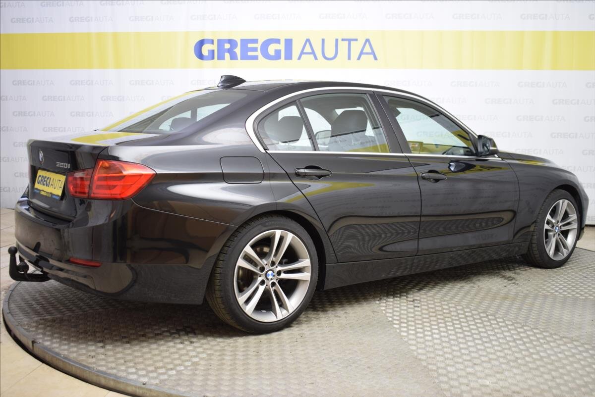 BMW Řada 3 Sedan / Limuzína 1,6 l 100 kw