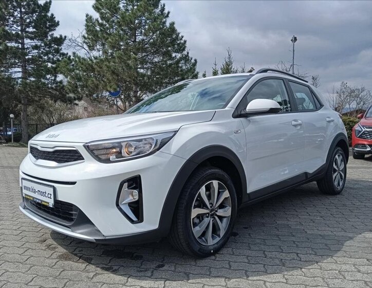 KIA Stonic SUV / Terénní 1,2 l 58 kw