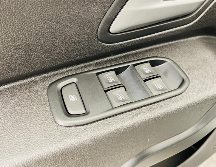 Dacia Duster SUV / Terénní 999,0 67 kw