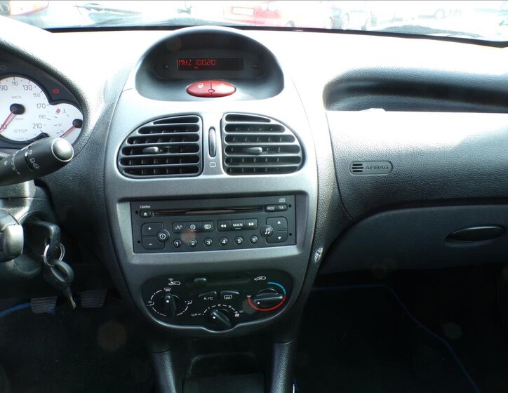 Peugeot 206 Hatchback 1,4 l 55 kw