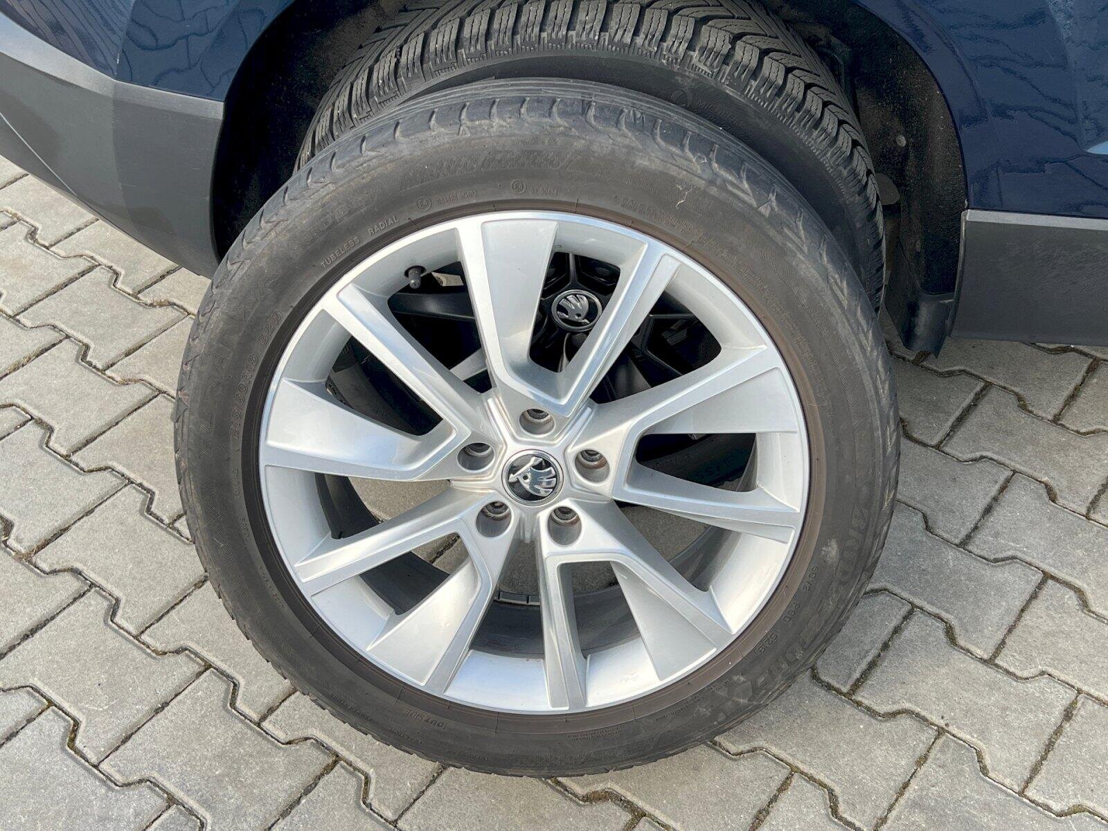 Škoda Karoq SUV / Terénní 1,5 l 110 kw