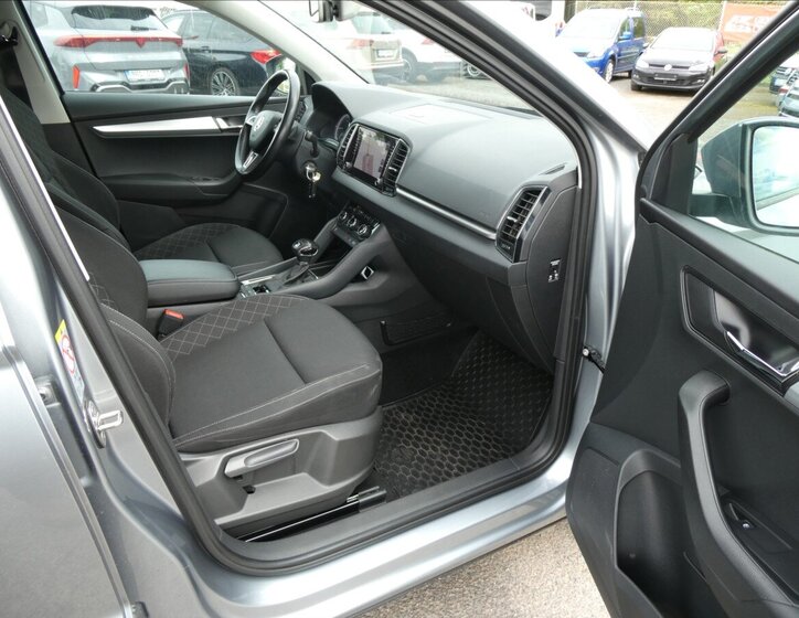 Škoda Karoq SUV / Terénní 2,0 l 110 kw