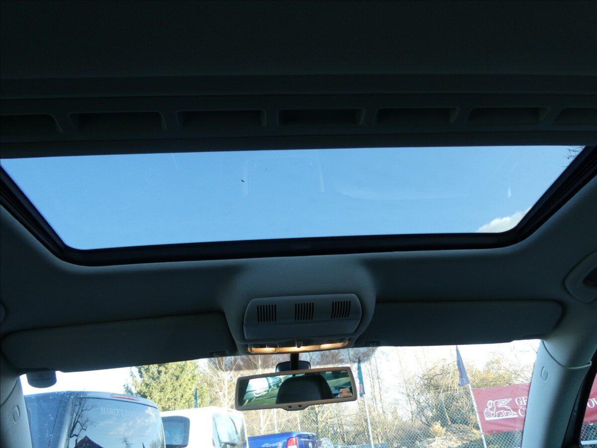 Škoda Octavia Kombi 2,0 l 103 kw