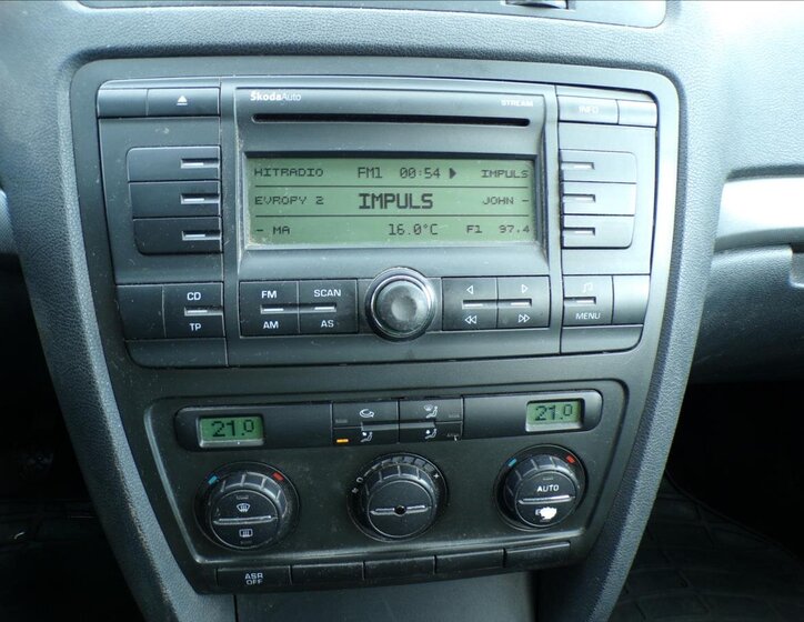 Škoda Octavia Kombi 2,0 l 103 kw