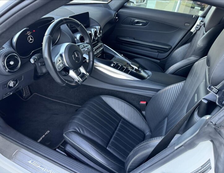 Mercedes-Benz AMG GT 5