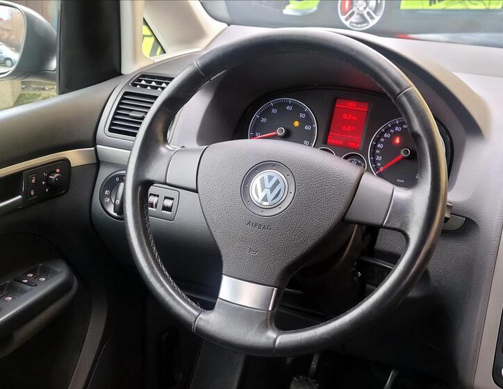 Volkswagen Touran 34