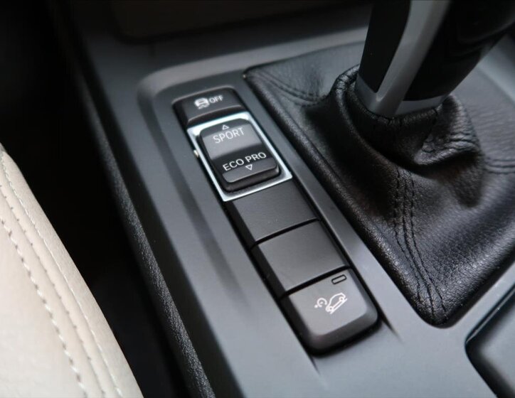 BMW X1 SUV 2,0 l 110 kw