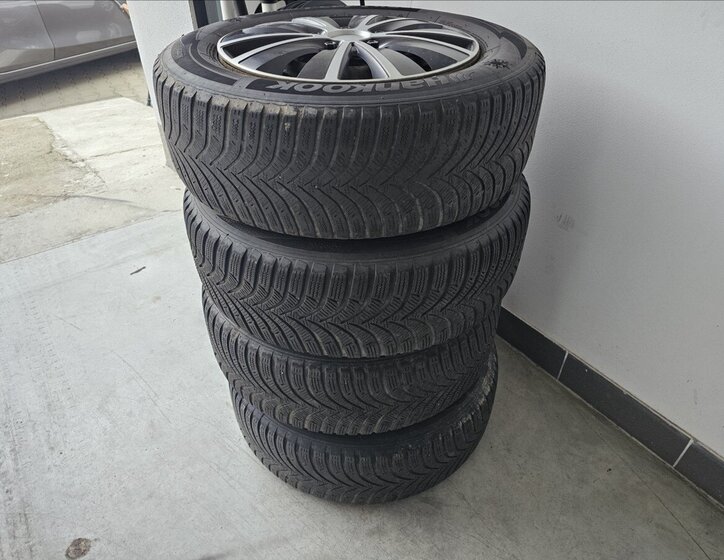 Mazda 3 Hatchback 1,6 l 77 kw