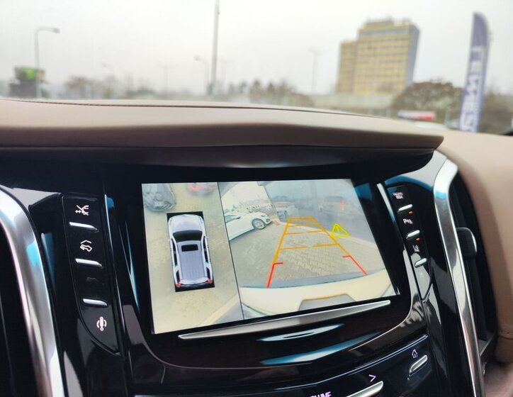 Cadillac Escalade 28