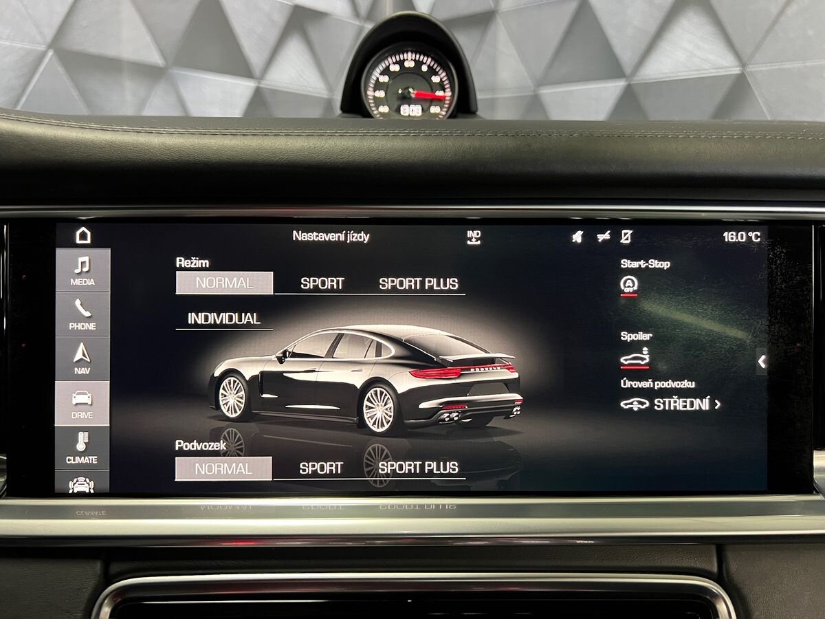 Porsche Panamera Liftback 4,0 l 310 kw