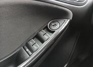 Ford Focus 24