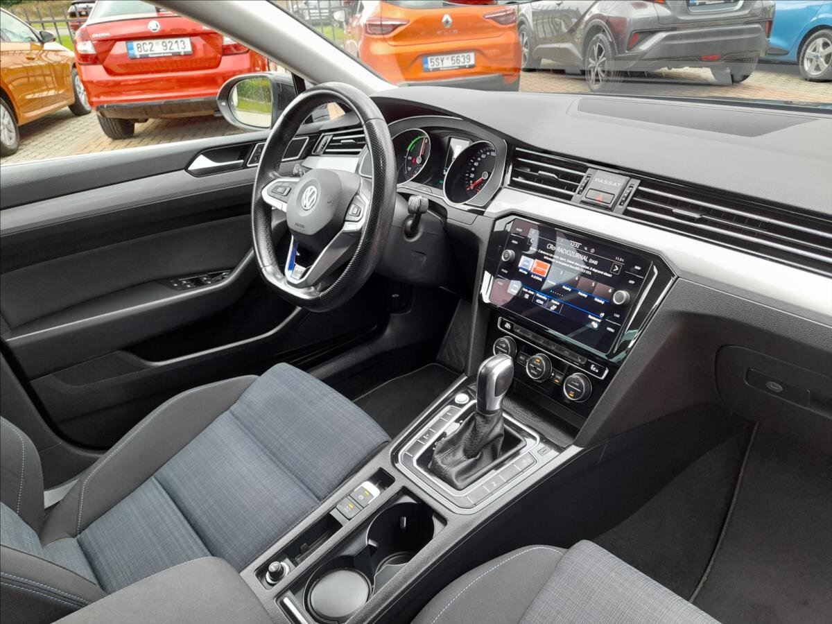 Volkswagen Passat Kombi 1,4 l 115 kw