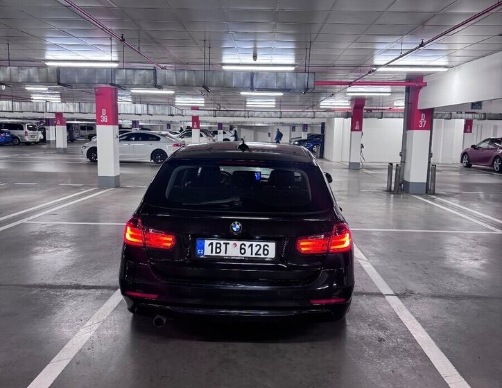 BMW Řada 3 Kombi 2,0 l 120 kw