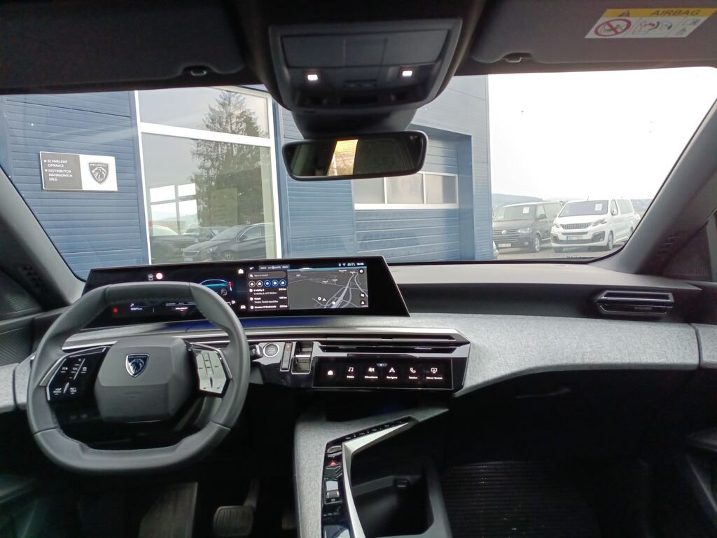 Peugeot 3008 SUV / Terénní 1,2 l 100 kw