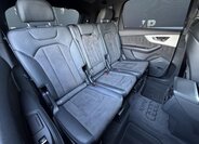 Audi Q7 21