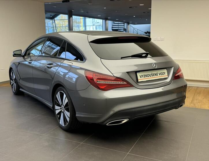 Mercedes-Benz CLA 6